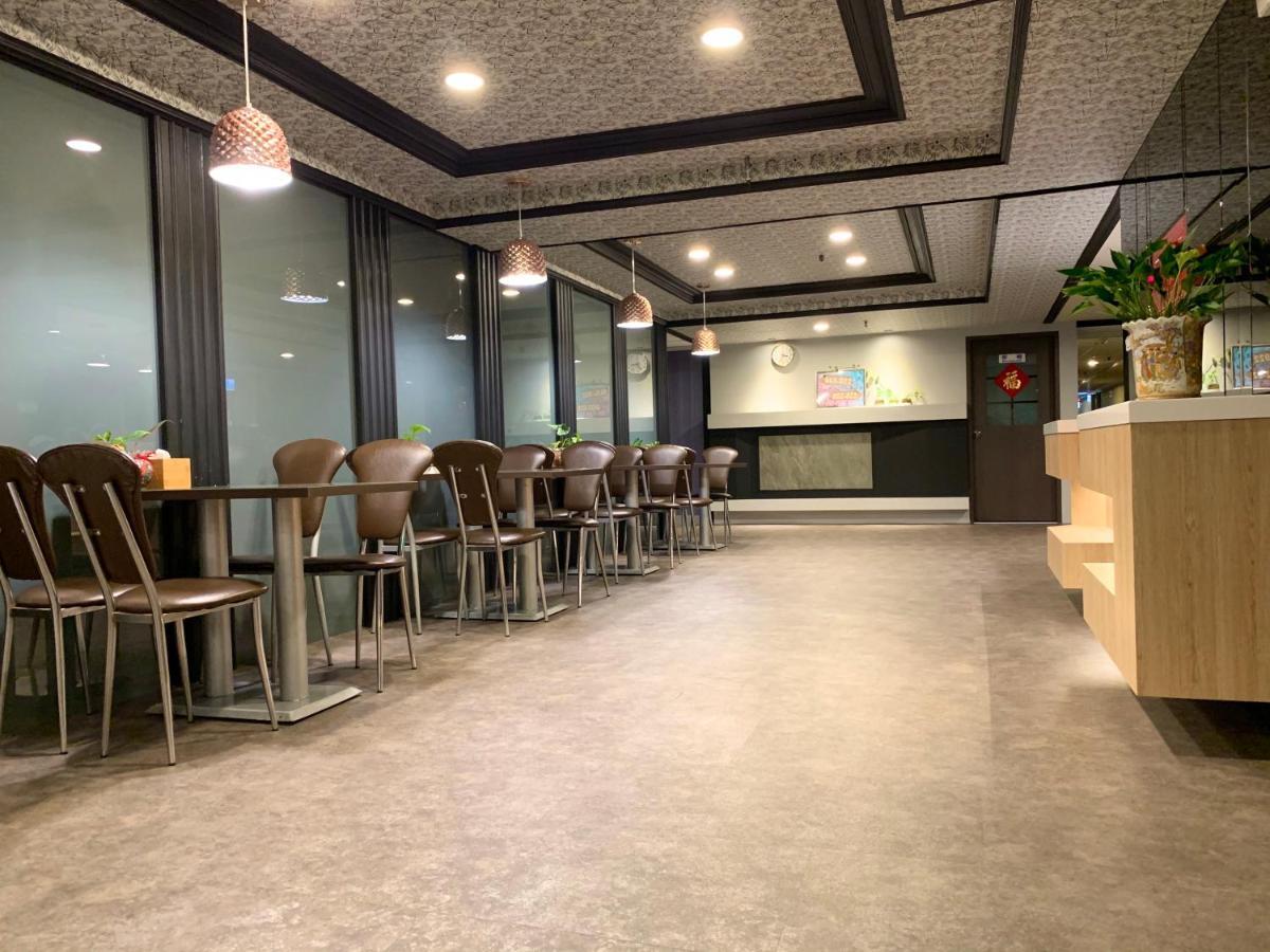 Jing Dian Business Hotel Taoyuan Exteriör bild