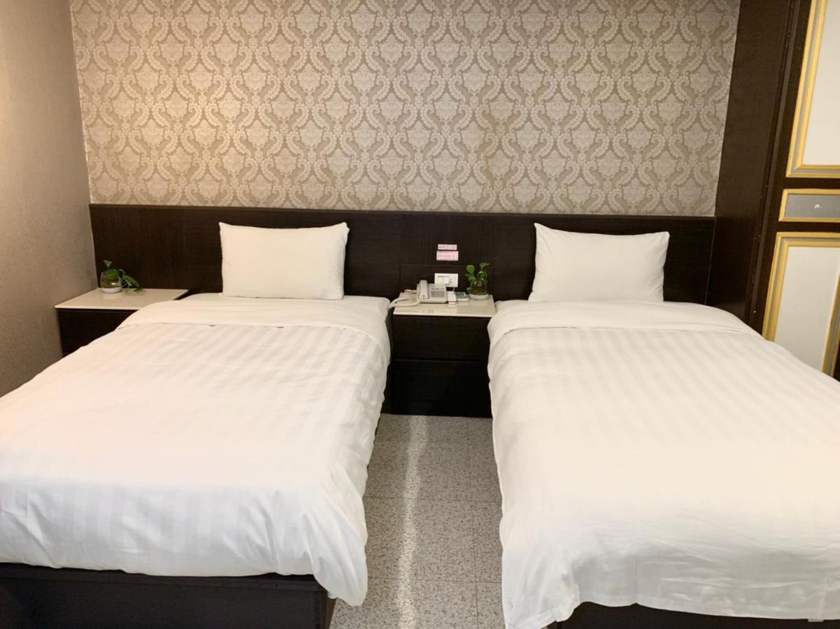 Jing Dian Business Hotel Taoyuan Exteriör bild