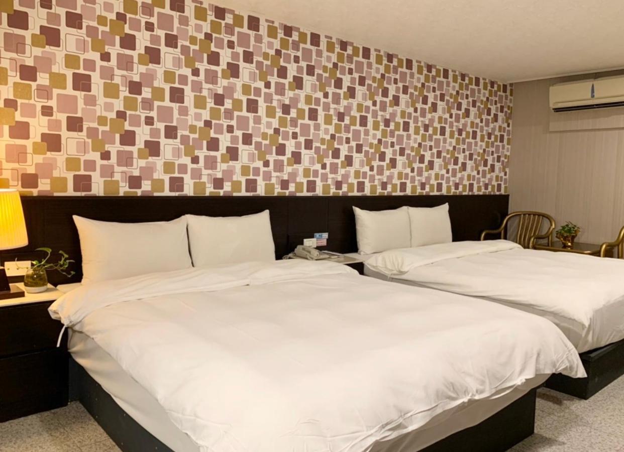 Jing Dian Business Hotel Taoyuan Exteriör bild
